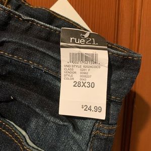 Brand new Rue 21 Jeans.
